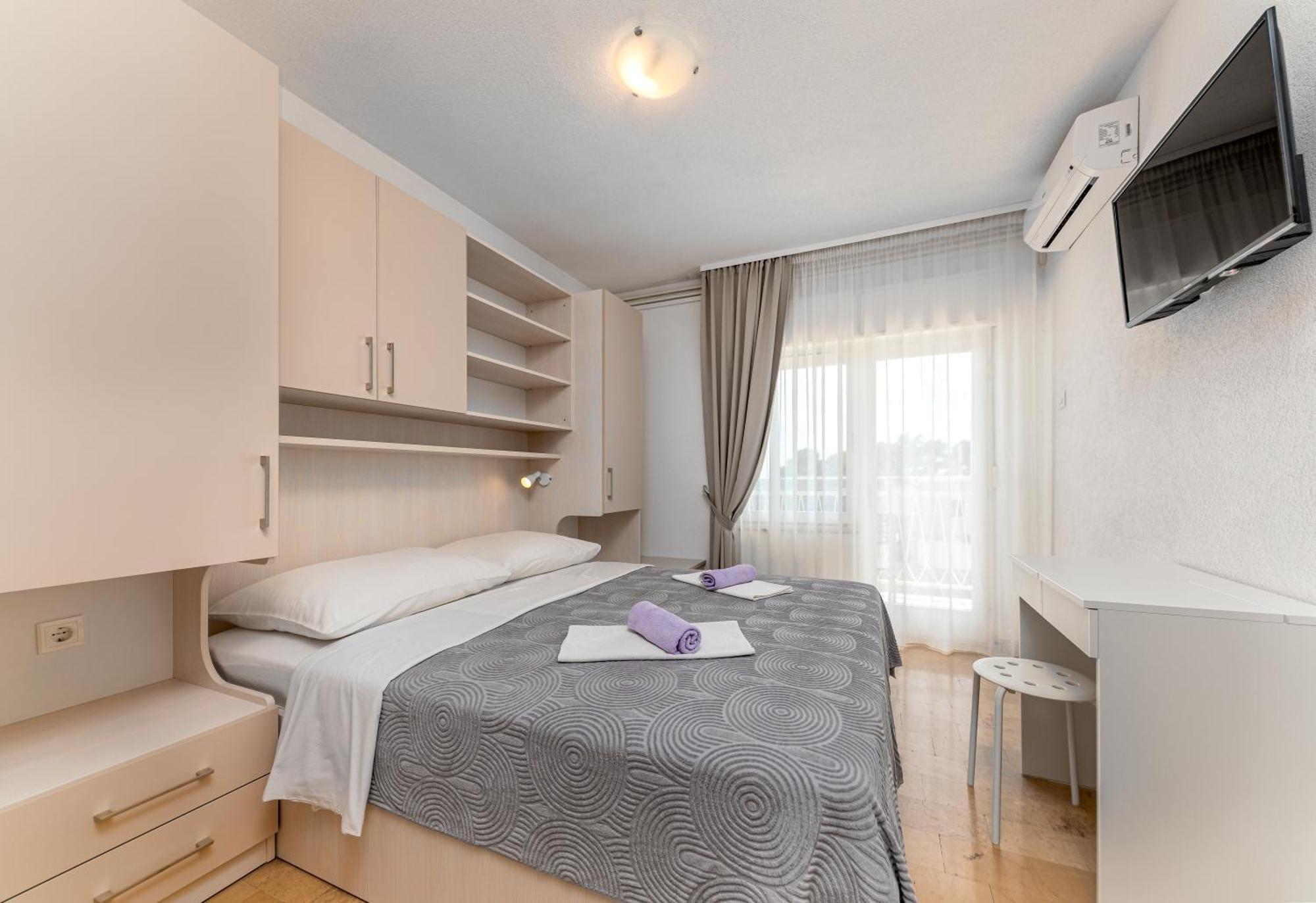 Bed And Breakfast Ivona Baška Voda Cameră foto