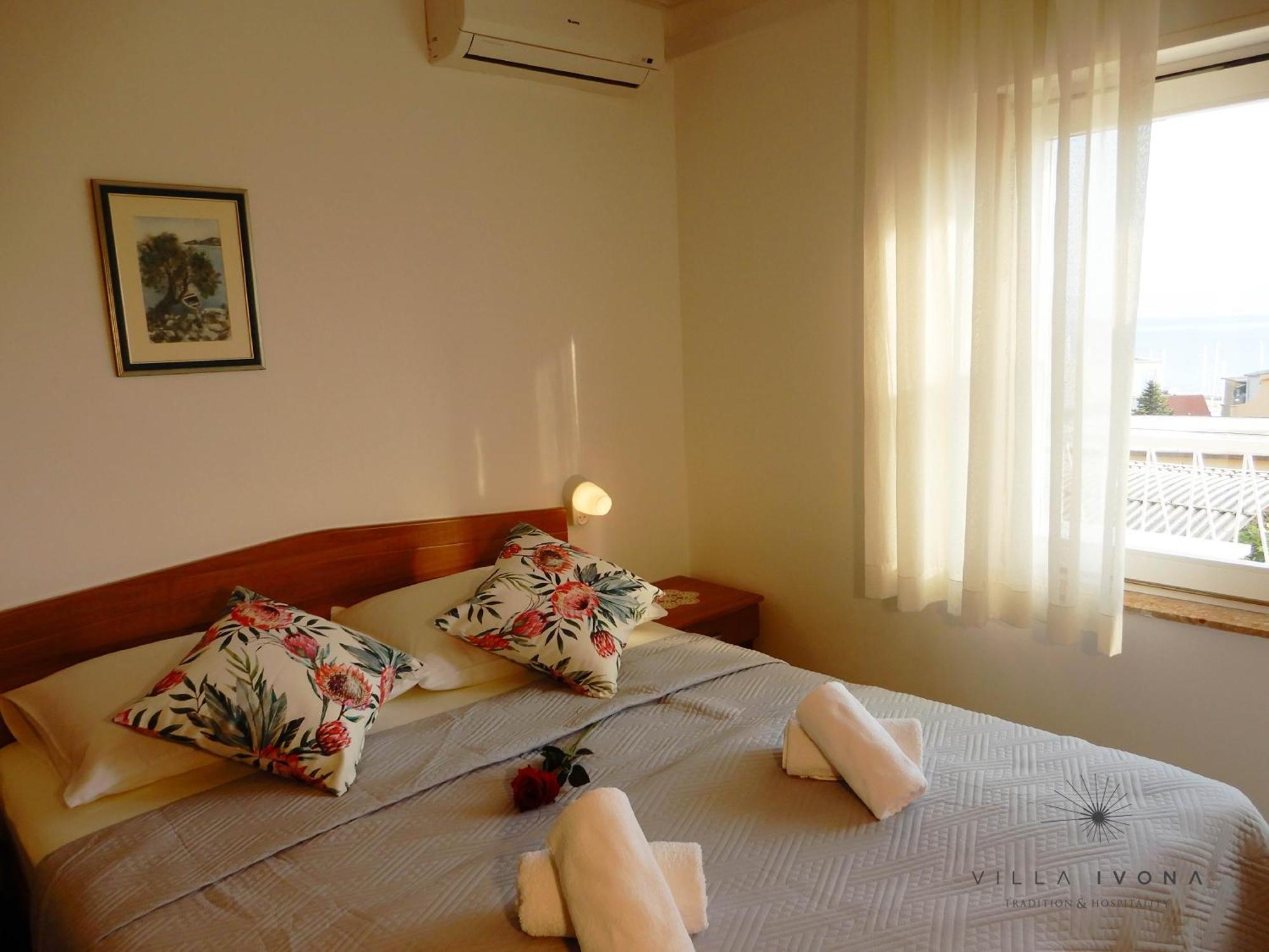 Bed And Breakfast Ivona Baška Voda Cameră foto